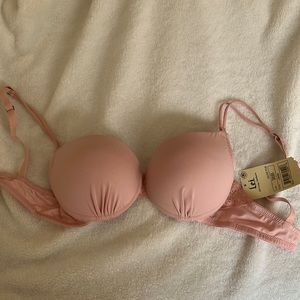 Brand new push-up bra